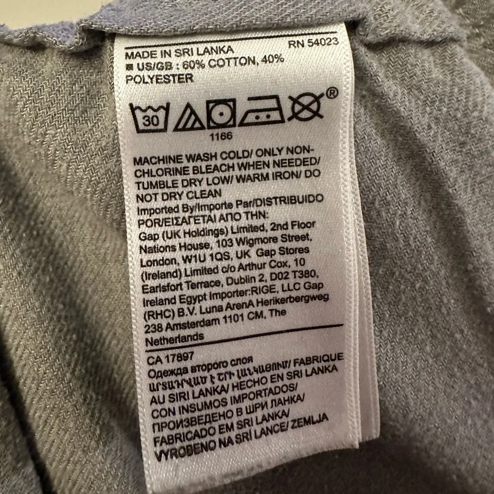 Banana Republic men’s banana